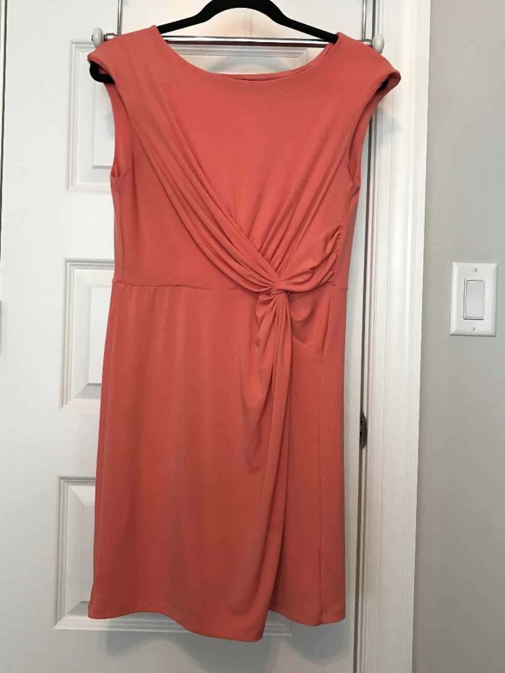 Carrie Allen peach sleeveless boat neck slip on midi dress with ruching (L)